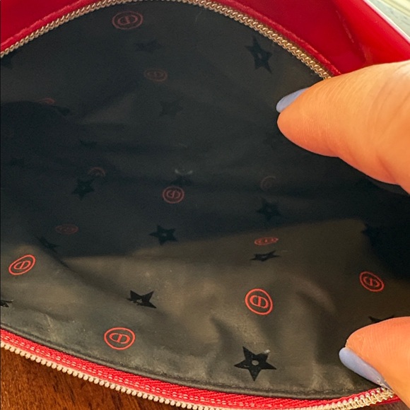 Dior Glossy Red Cosmetic Bag ~ Authentic Christian Dior ~ New Without Tags - Picture 4 of 4